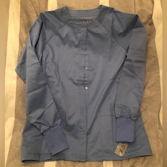 UA FLEX2 WOMEN'S 3-POCKET LONG SLEEVE STRETCH SCRUB JACKET Ceil Blue Size Small - Picture 6 of 7